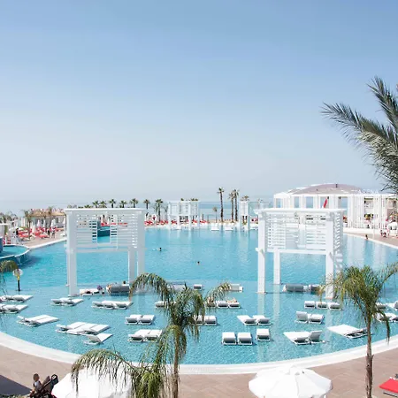 Selectum Luxury Hotel