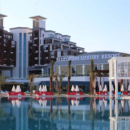 Ξενοδοχείο Selectum Luxury Μπέλεκ